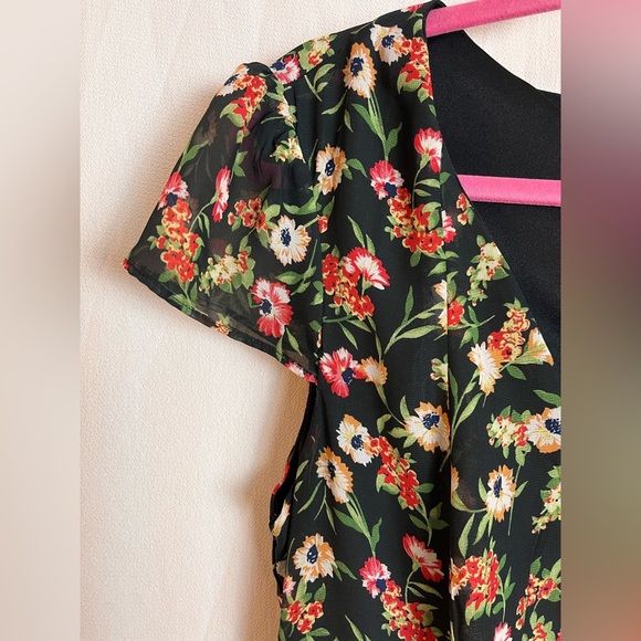 BETSY Johnson floral print cap sleeve dress - Picture 3 of 4